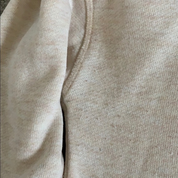 Beige cropped sweater with buttons - Picture 3 of 4